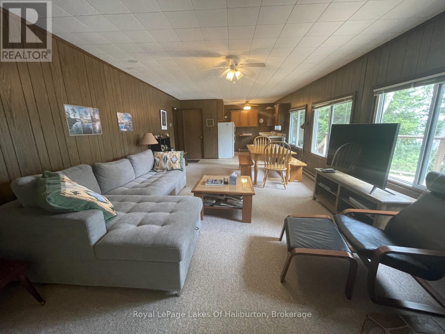 1010 Medley Trail, Minden Hills, Ontario  K0M 2K0 - Photo 10 - X12287870