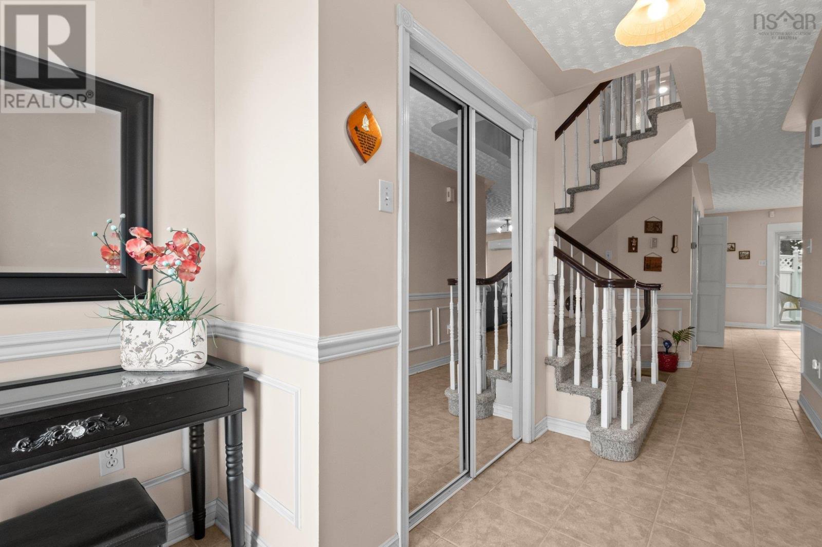 Property at 114 Diana Grace Avenue image 3