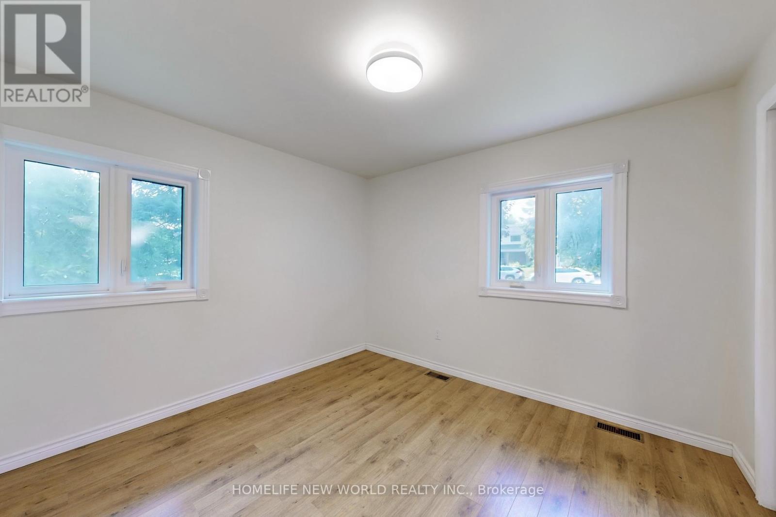 66 Farr Avenue, East Gwillimbury, Ontario  L0G 1V0 - Photo 32 - N12281562
