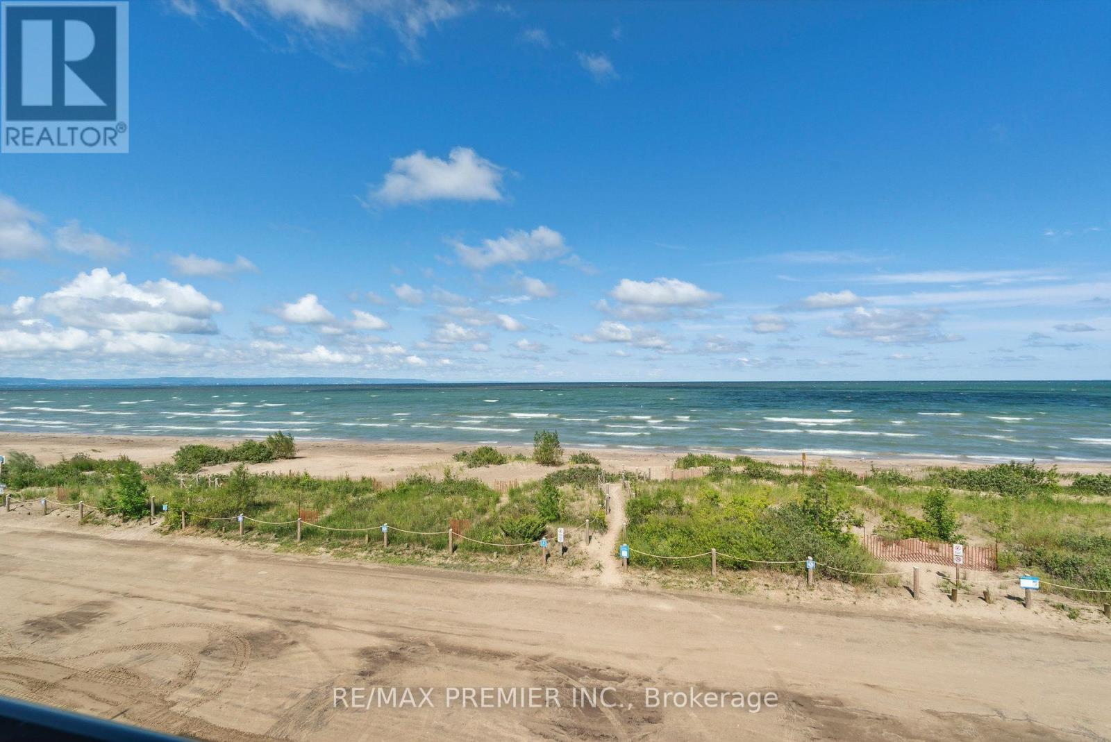 20 Julia Circle, Wasaga Beach, Ontario  L9Z 2M4 - Photo 14 - S12187606