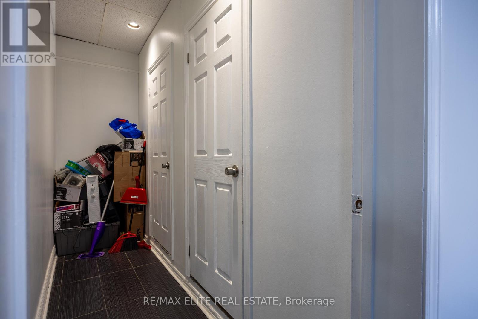 20 Jenet Avenue, Toronto (Dovercourt-Wallace Emerson-Junction), Ontario  M6H 1R4 - Photo 12 - W12277846