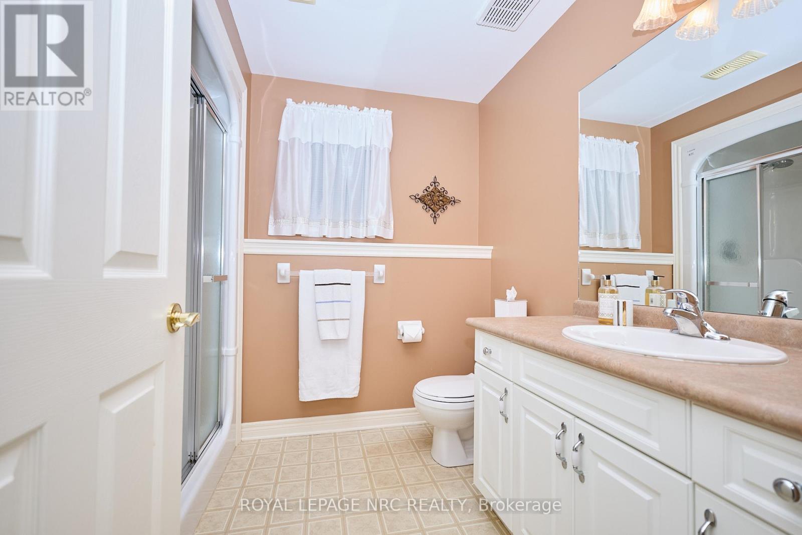 3393 Stanton Court, Lincoln (Lincoln-Jordan/vineland), Ontario  L0R 2E0 - Photo 31 - X12283849