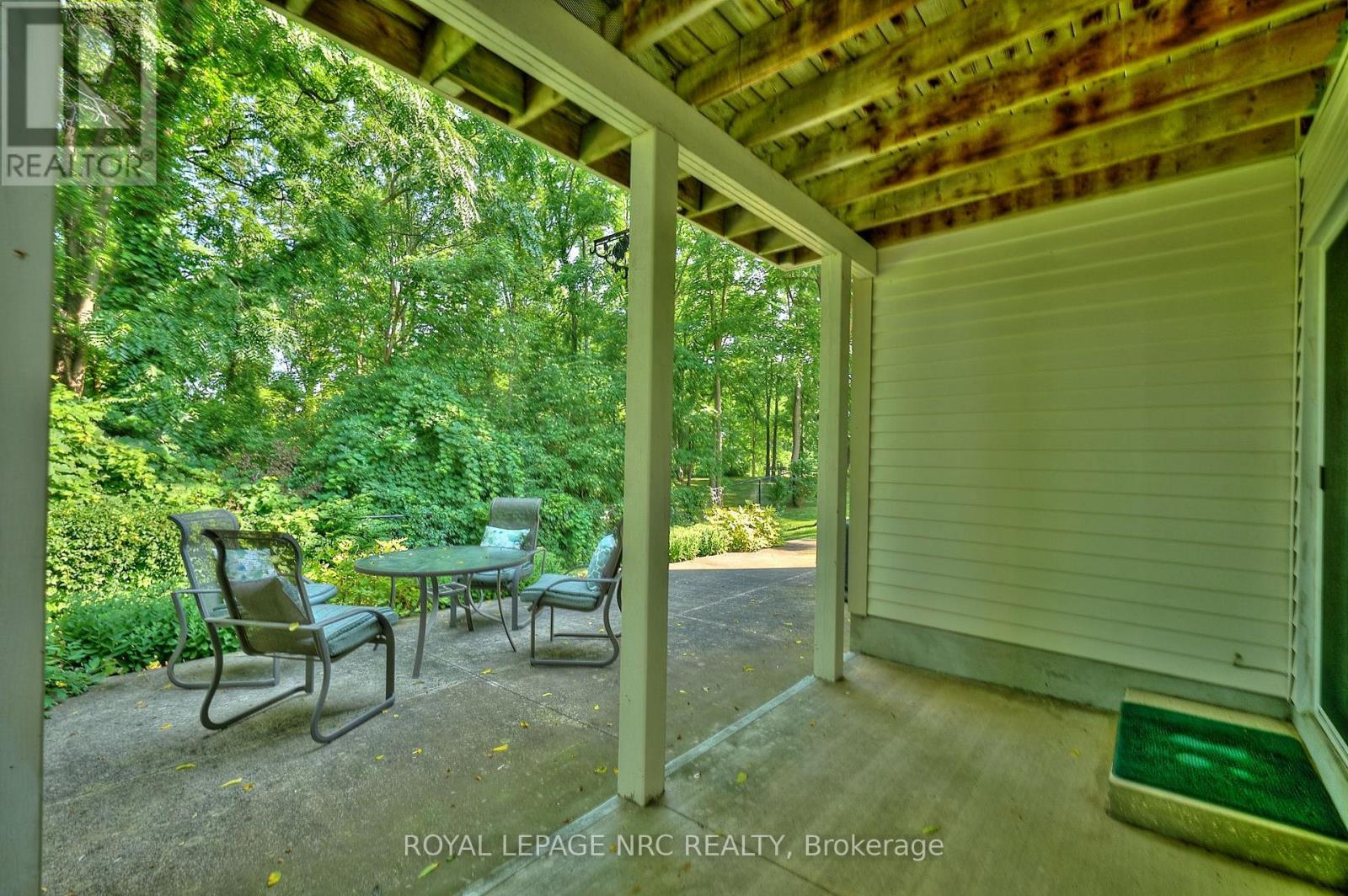 3393 Stanton Court, Lincoln (Lincoln-Jordan/vineland), Ontario  L0R 2E0 - Photo 33 - X12283849