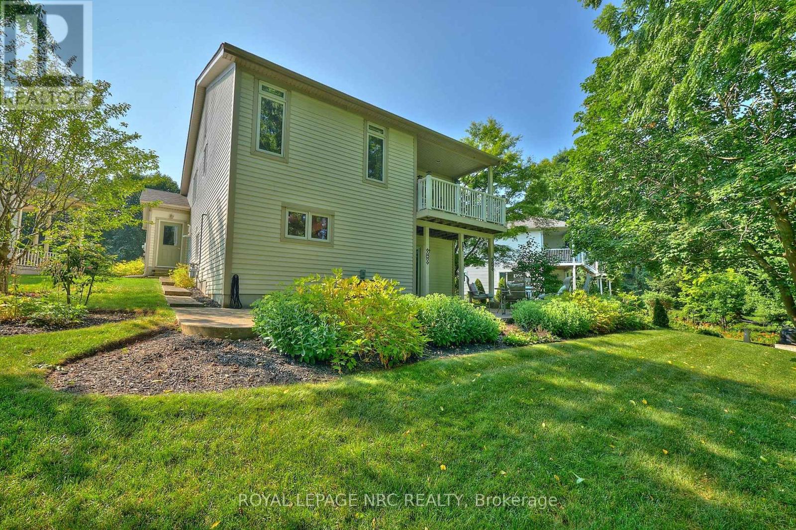 3393 Stanton Court, Lincoln (Lincoln-Jordan/vineland), Ontario  L0R 2E0 - Photo 38 - X12283849