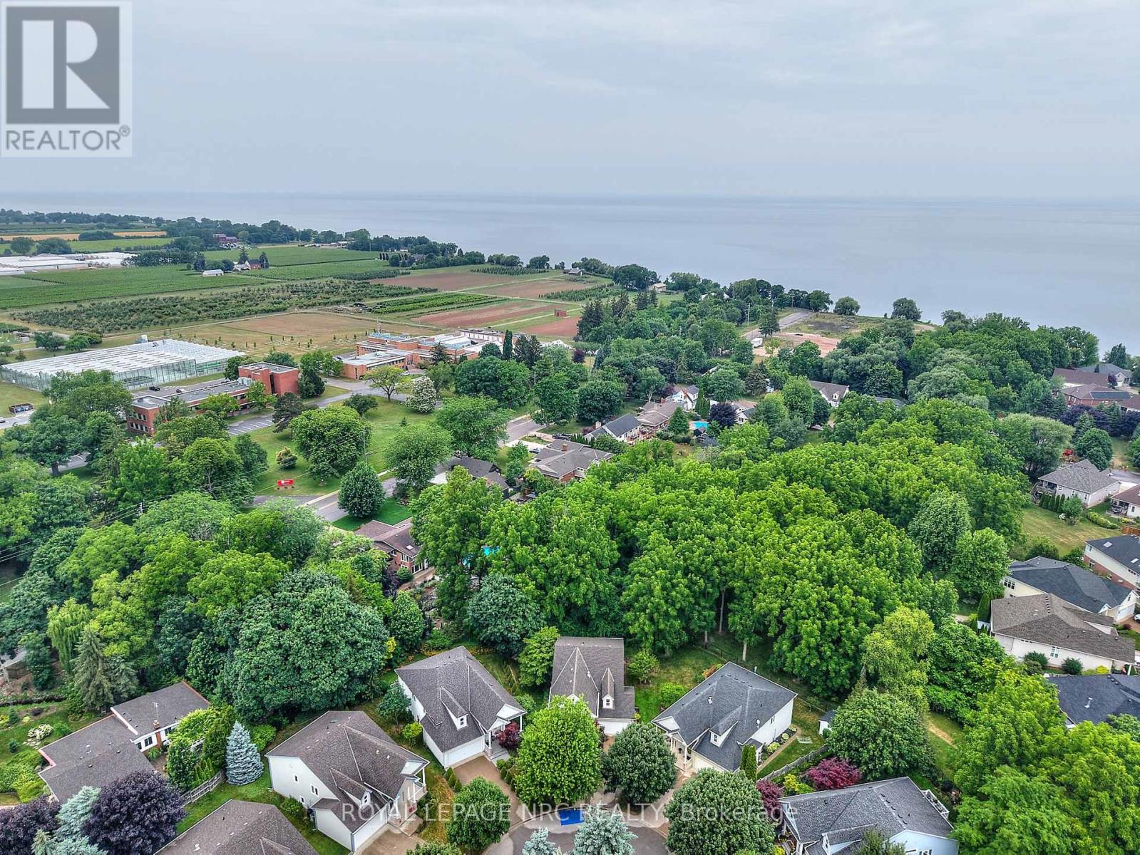 3393 Stanton Court, Lincoln (Lincoln-Jordan/vineland), Ontario  L0R 2E0 - Photo 47 - X12283849