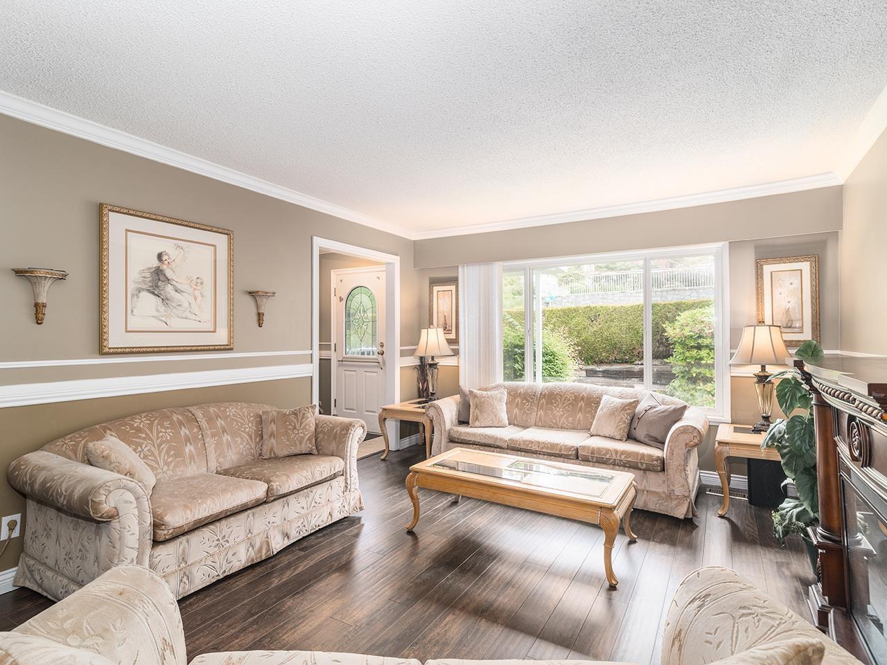 Property at 10475 125 STREET image 4