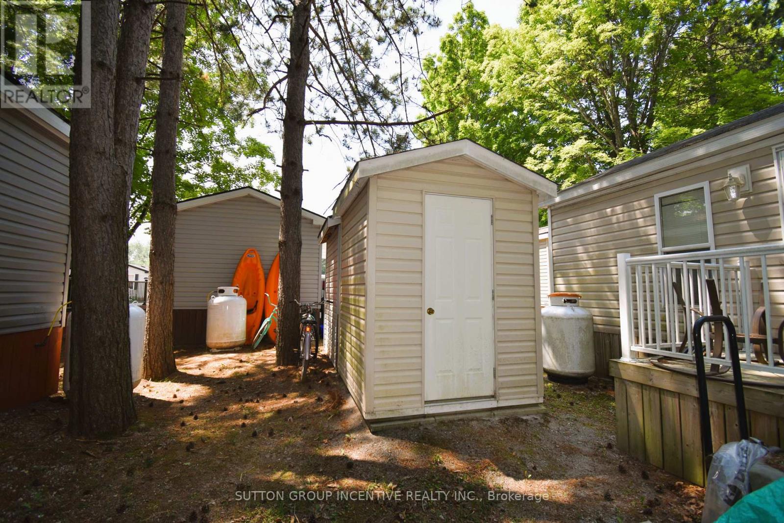 62 - 1082 Shamrock Marina Road, Gravenhurst, Ontario  P0E 1N0 - Photo 5 - X12287815