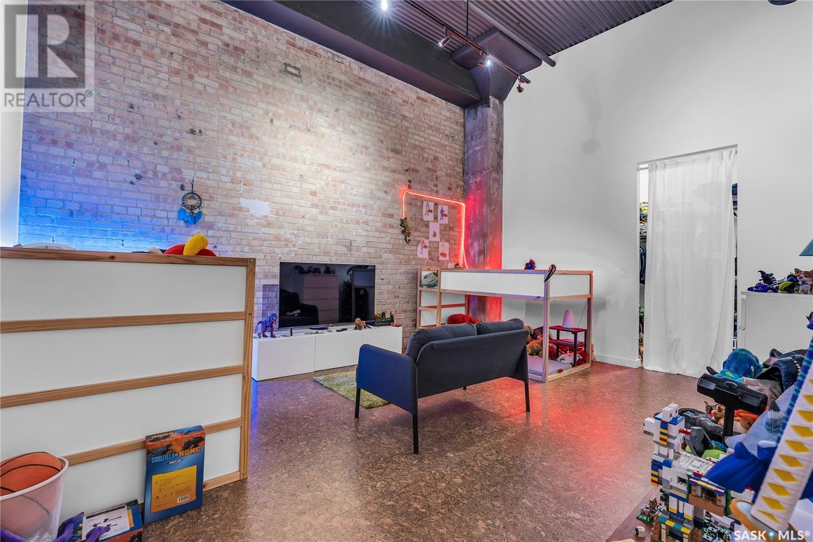 105 211 D Avenue N, Saskatoon, Saskatchewan  S7L 1M7 - Photo 24 - SK008359