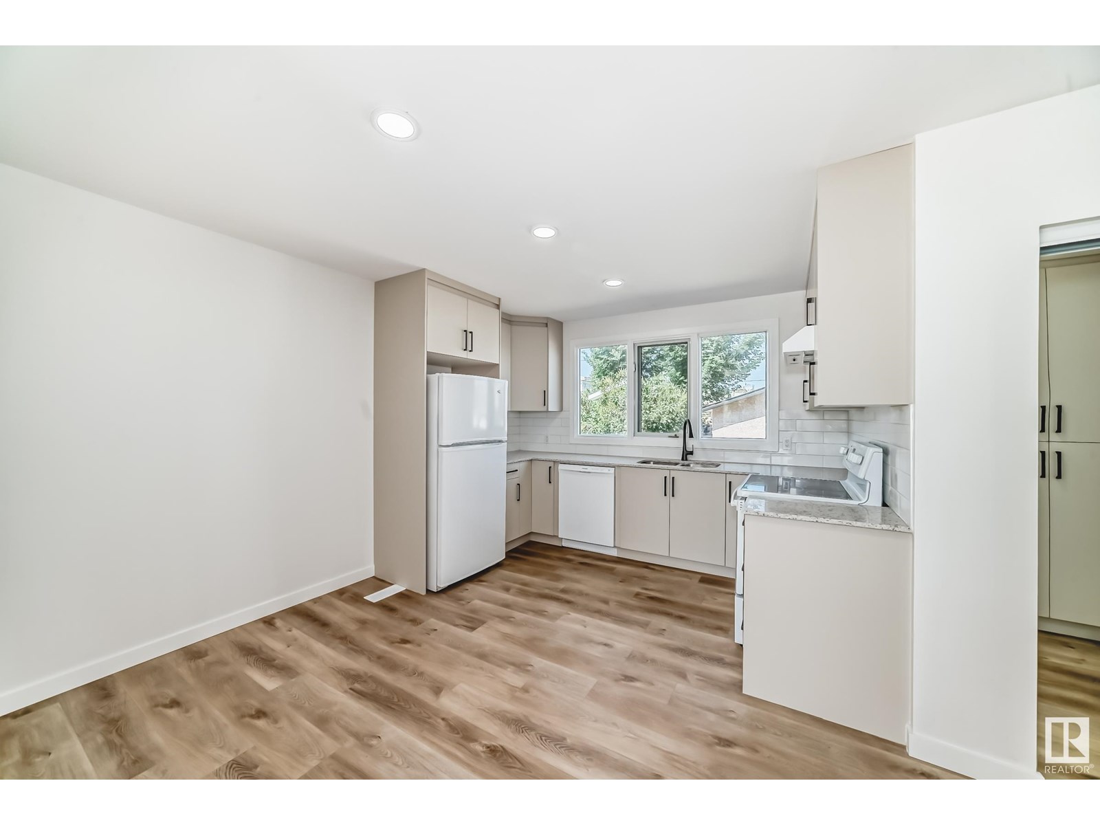 10820 132 Av Nw, Edmonton, Alberta  T5E 0Z6 - Photo 11 - E4447963