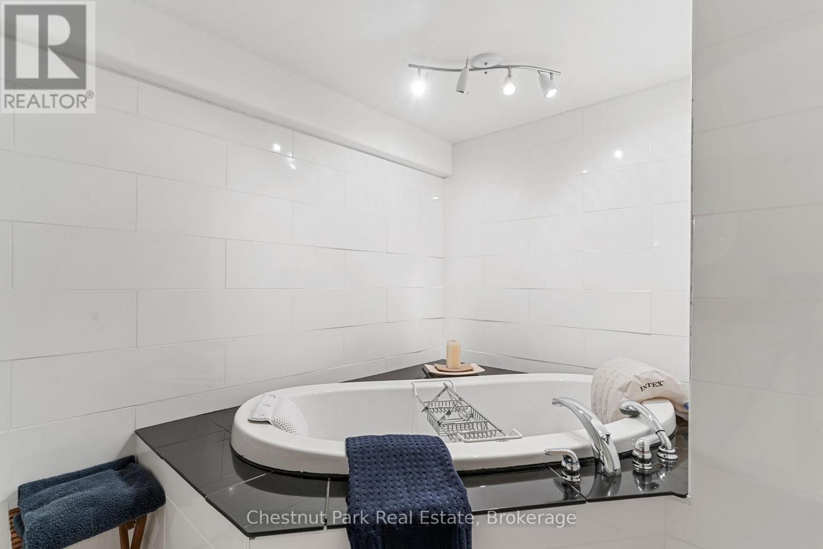 31 Saunders Street, Collingwood, Ontario  L9Y 0G3 - Photo 31 - S12180823