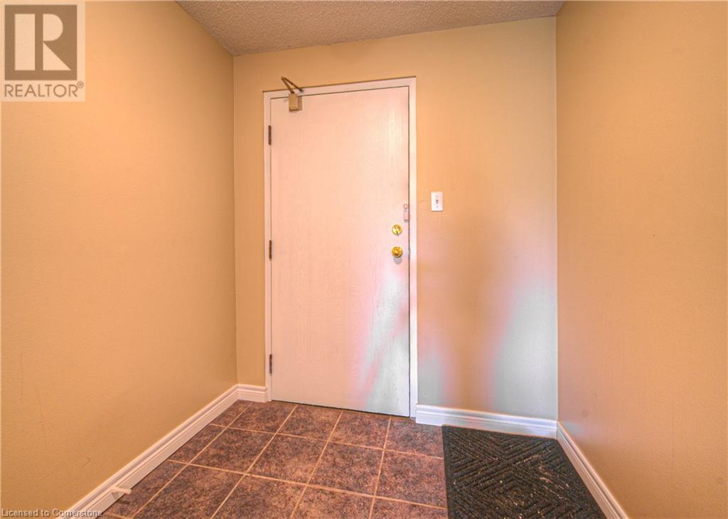 Property at 35 GREEN VALLEY Drive Unit# 1412 image 5