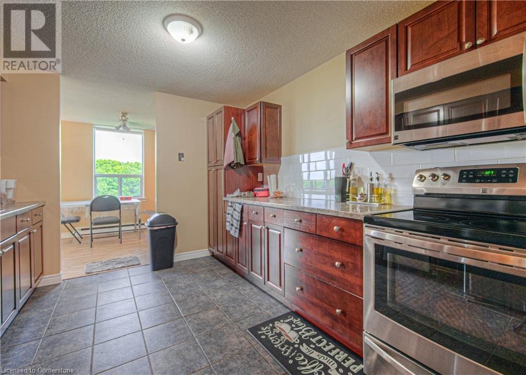 35 Green Valley Drive Unit# 1412, Kitchener, Ontario  N2P 2A5 - Photo 6 - 40750274