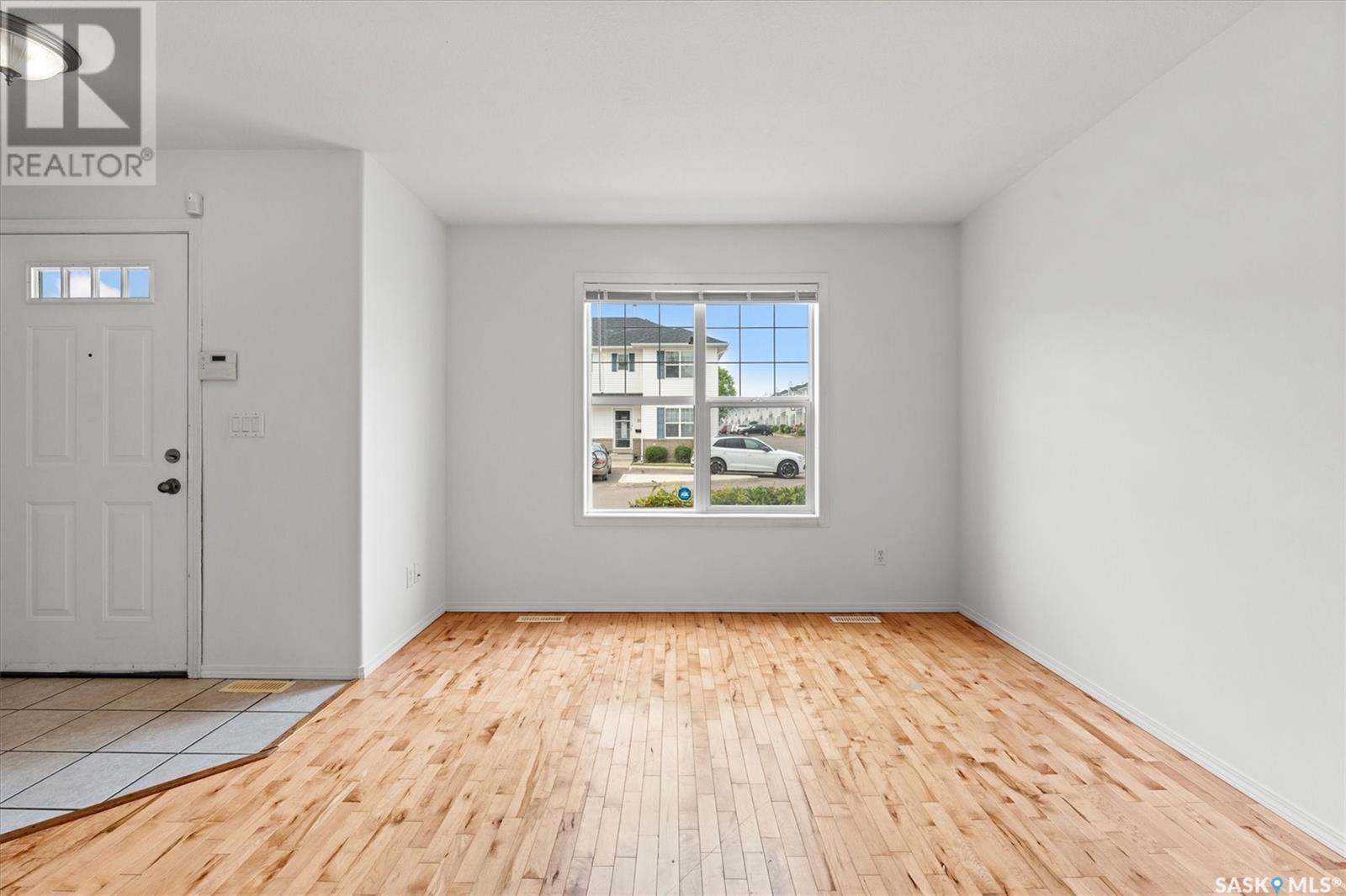 Property at 10 203 Herold TERRACE image 3