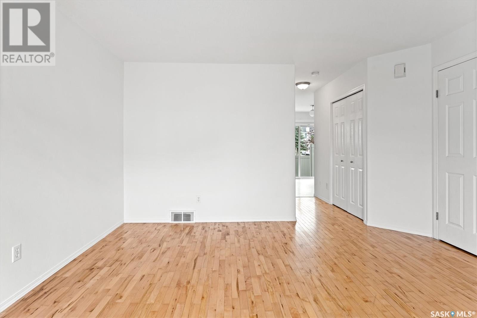 Property at 10 203 Herold TERRACE image 5