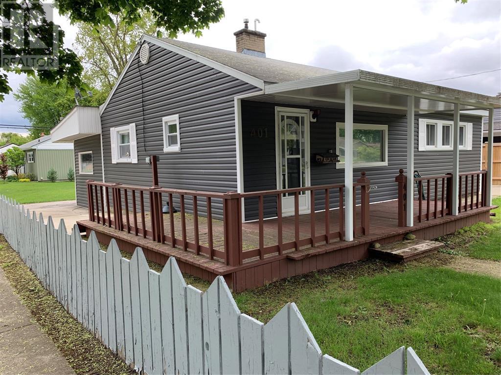 Property at 401 Louisa STREET image 3