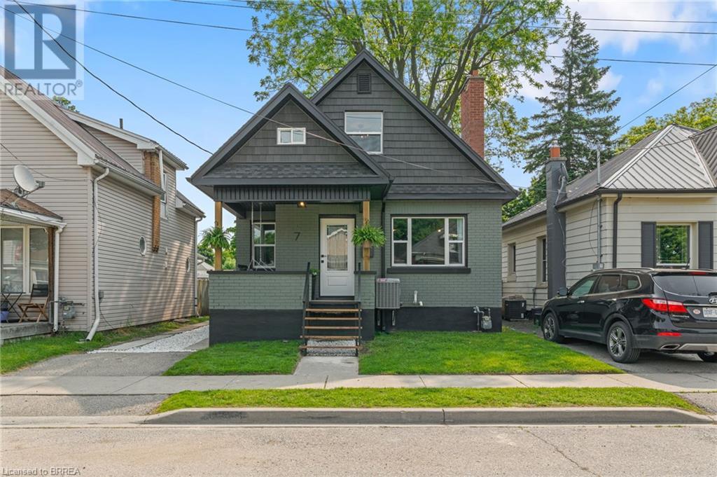 Property at 7 ESTHER Street image 1