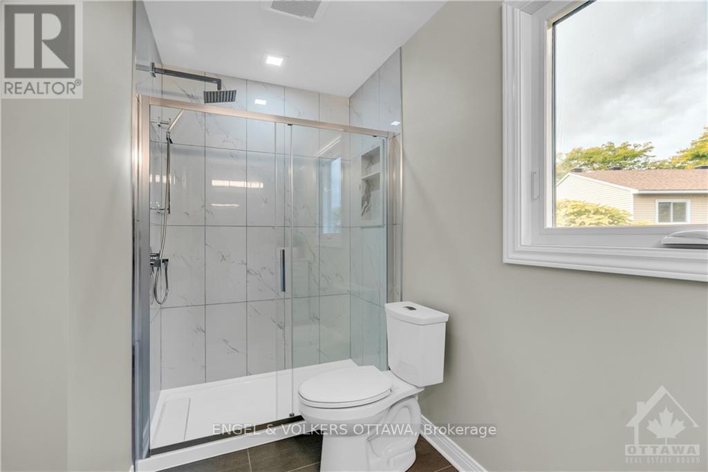 2177 Lenester Avenue, Ottawa, Ontario  K2A 4A9 - Photo 16 - X12288020