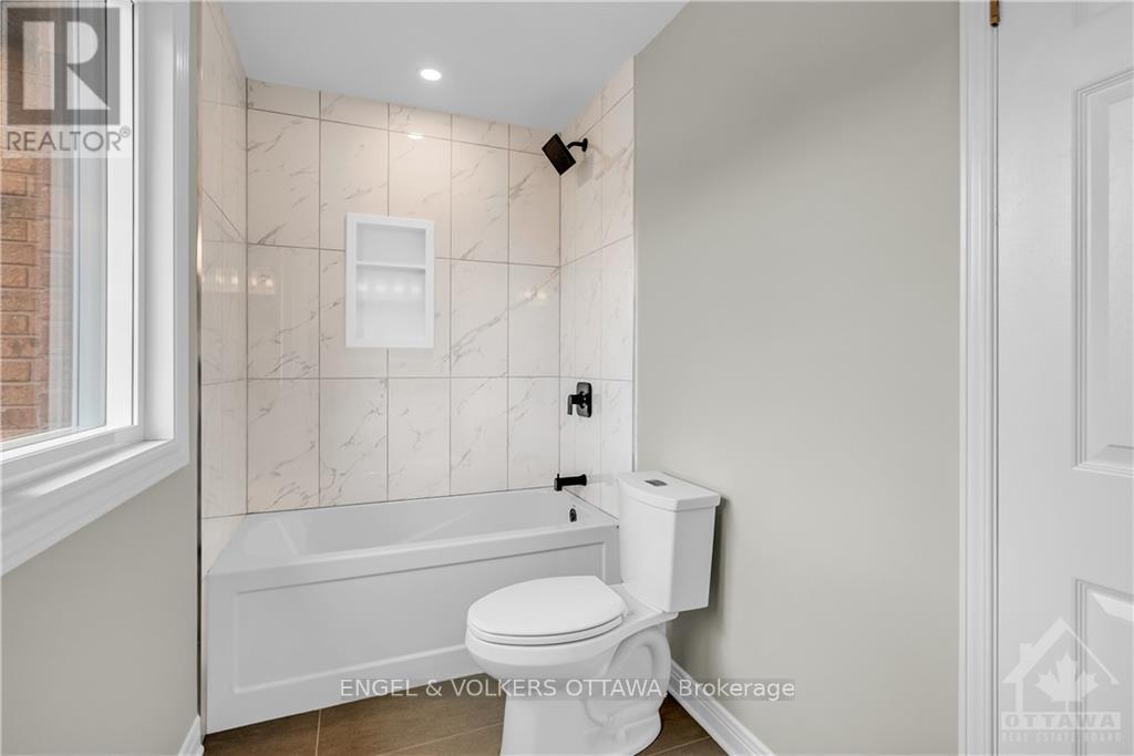 2177 Lenester Avenue, Ottawa, Ontario  K2A 4A9 - Photo 23 - X12288020
