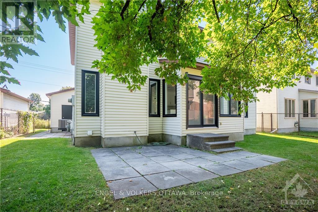 2177 Lenester Avenue, Ottawa, Ontario  K2A 4A9 - Photo 27 - X12288020
