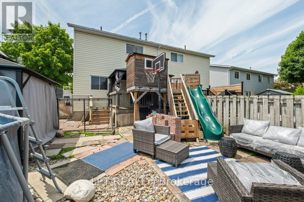 Property at 975 WARBURTON CRESCENT image 5