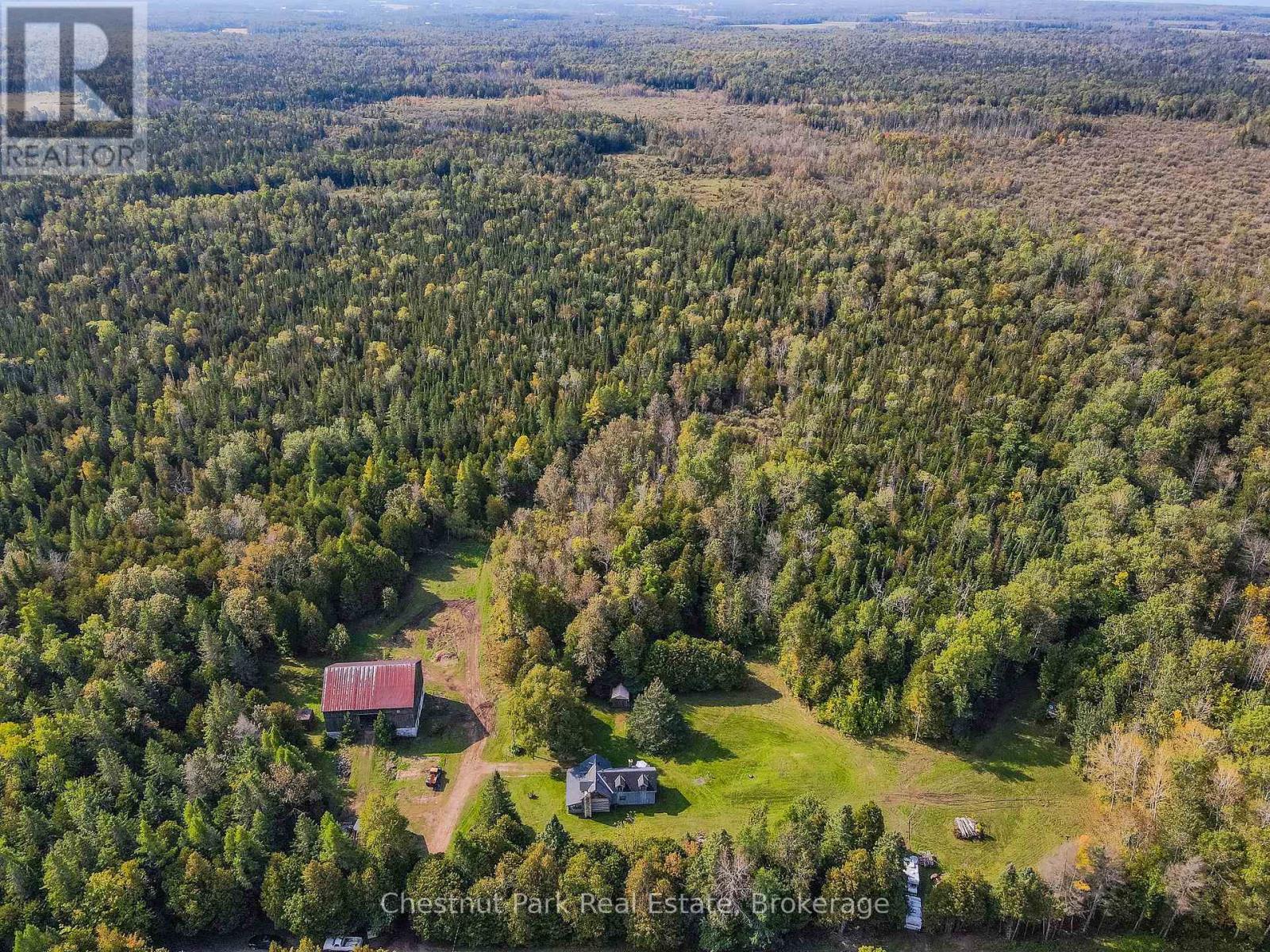 443 Centre Diagonal Road, South Bruce Peninsula, Ontario  N0H 2T0 - Photo 39 - X12008474