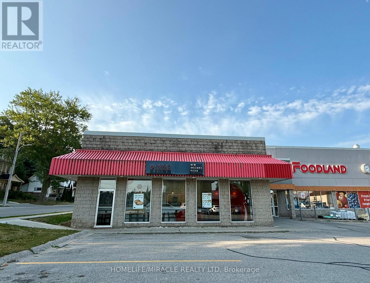 84 Wellington Street S, St. Marys, Ontario  N4X 1A6 - Photo 2 - X12278303