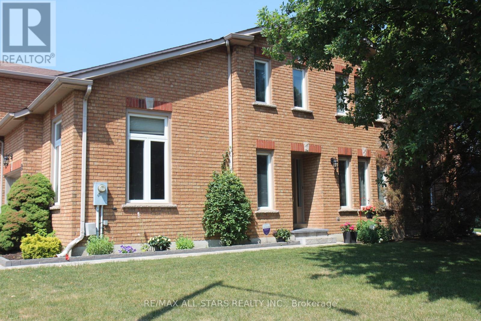 Property at 42 OLDHILL STREET image 4