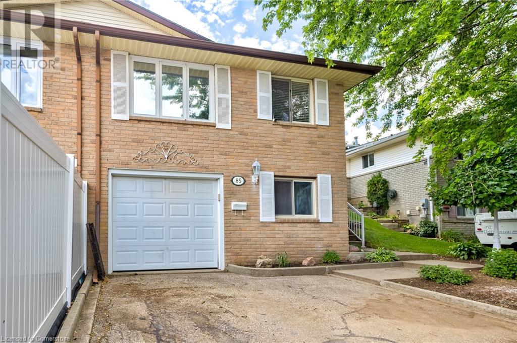 Property at 85 FROBISHER Court image 5