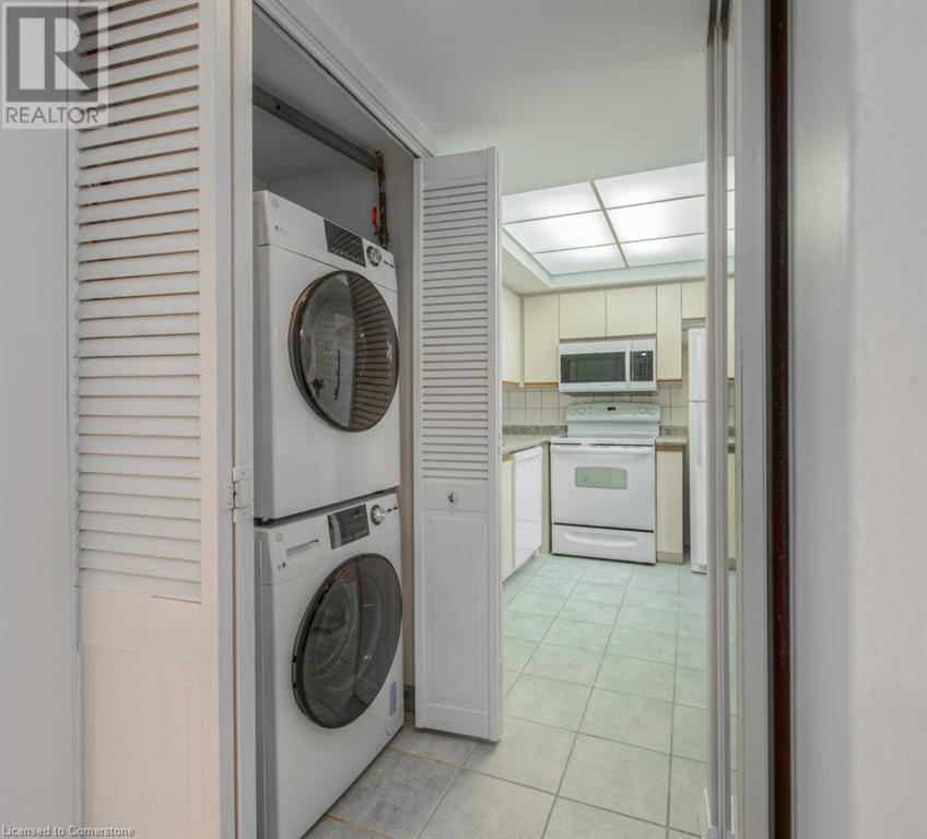 Property at 3267 KING Street E Unit# 202 image 5