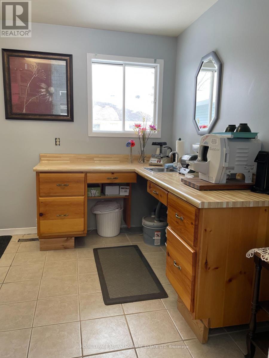 34 James Street, Smiths Falls, Ontario  K7A 3R3 - Photo 31 - X12274434