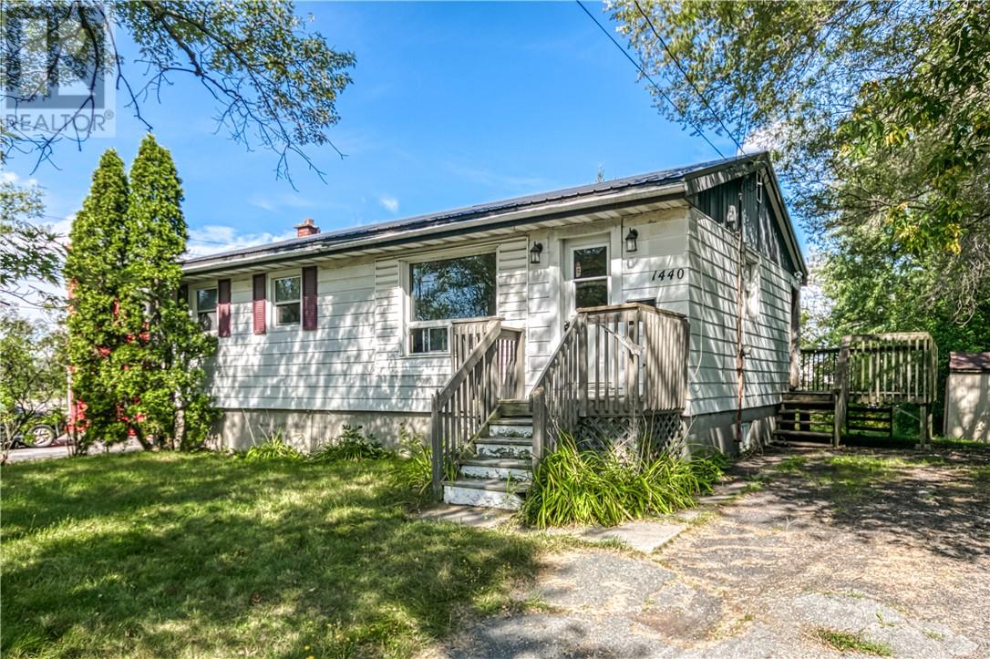Property at 1440 Hawthorne Drive image 1