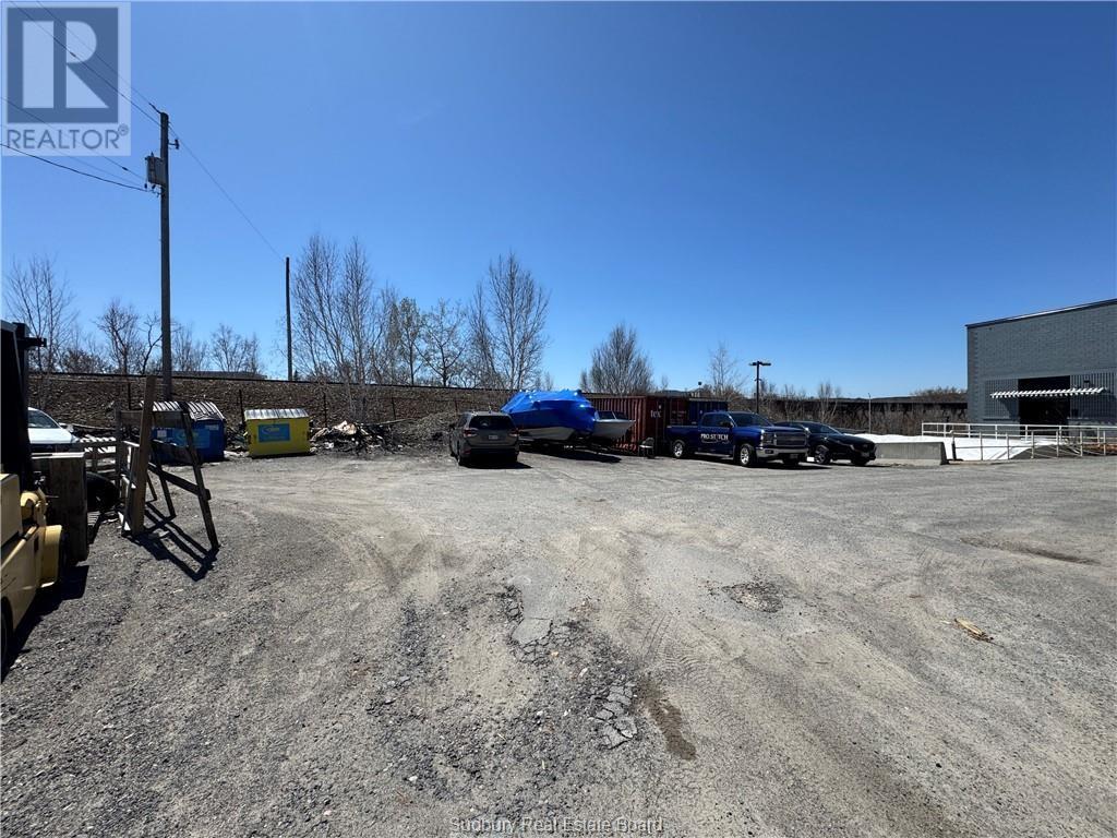 250 Frood Road, Sudbury, Ontario  P3C 4Z5 - Photo 4 - 2123595