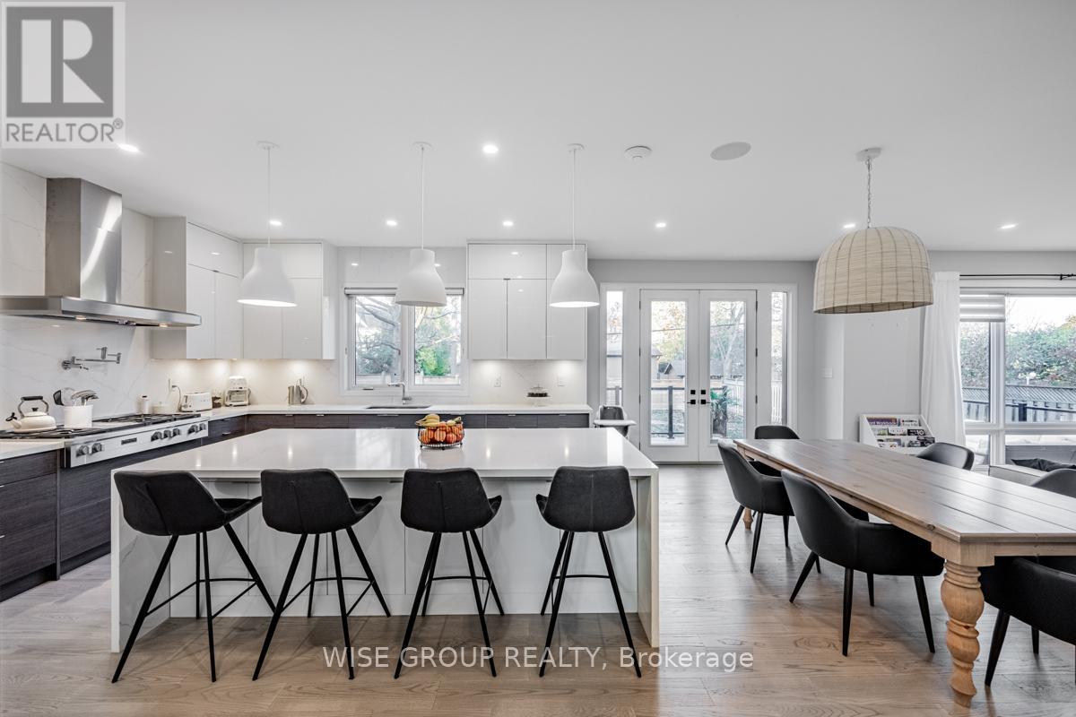 1322 Stanbury Road, Oakville, Ontario  L6L 2J4 - Photo 10 - W12288008