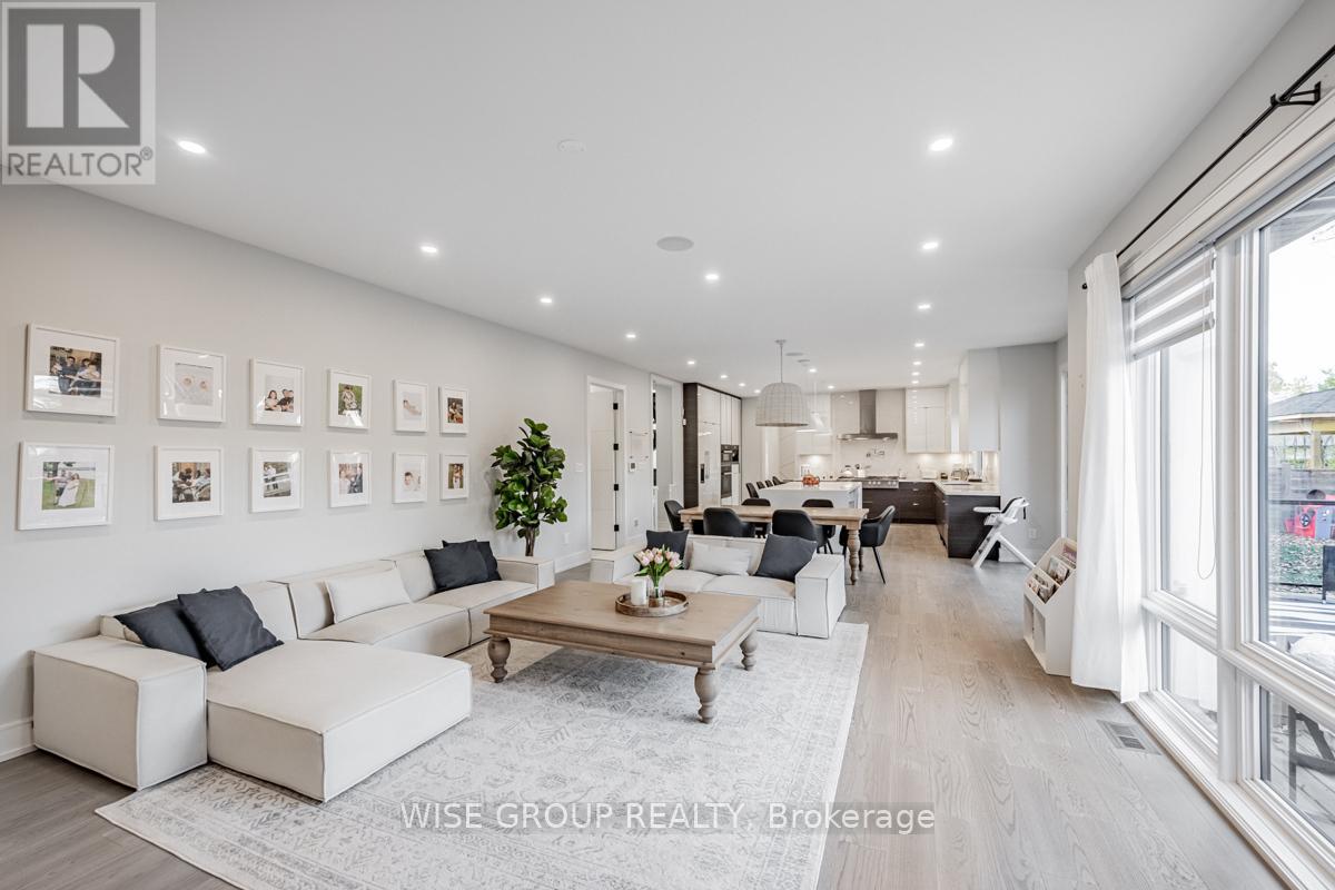 1322 Stanbury Road, Oakville, Ontario  L6L 2J4 - Photo 18 - W12288008