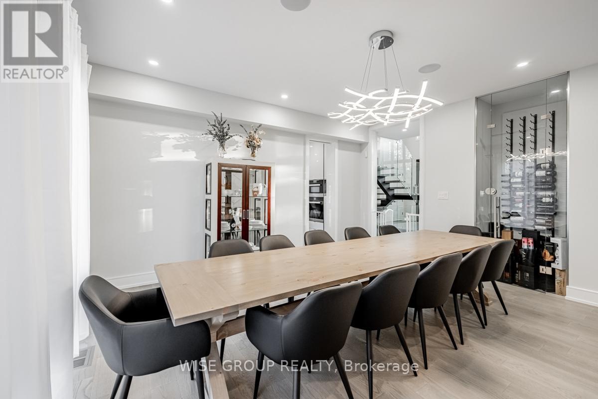 1322 Stanbury Road, Oakville, Ontario  L6L 2J4 - Photo 20 - W12288008
