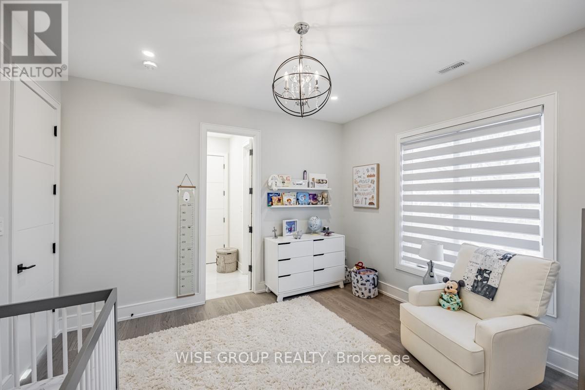 1322 Stanbury Road, Oakville, Ontario  L6L 2J4 - Photo 26 - W12288008
