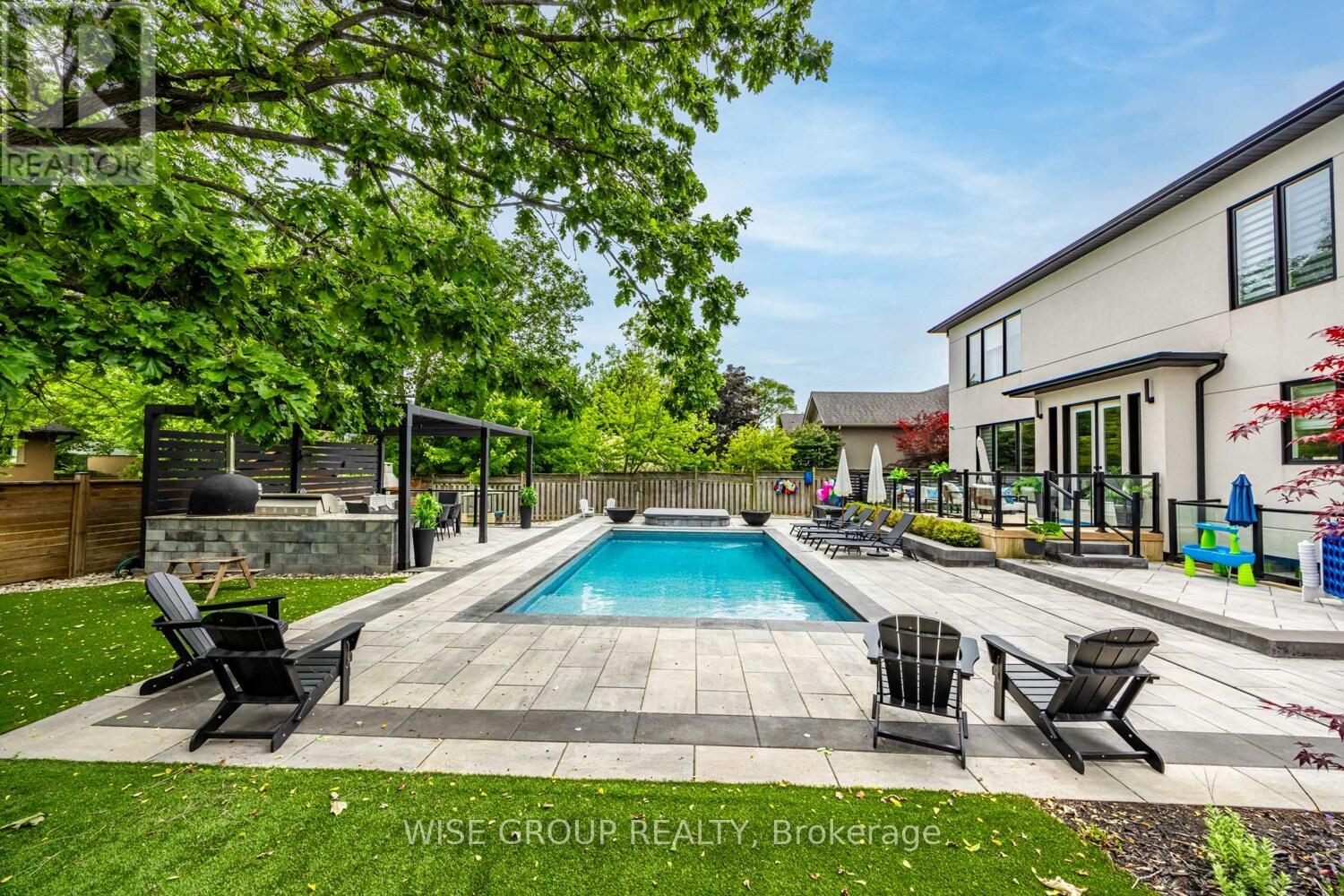 1322 Stanbury Road, Oakville, Ontario  L6L 2J4 - Photo 43 - W12288008