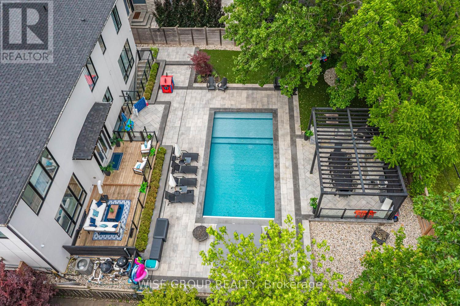 1322 Stanbury Road, Oakville, Ontario  L6L 2J4 - Photo 47 - W12288008