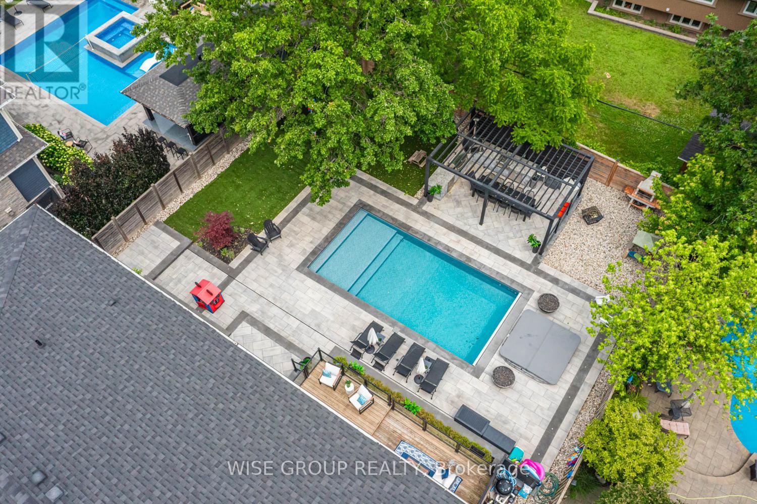 1322 Stanbury Road, Oakville, Ontario  L6L 2J4 - Photo 48 - W12288008