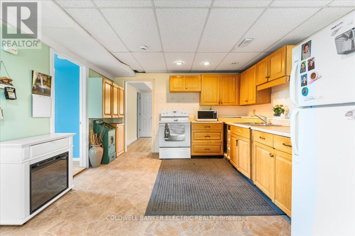 15 Mcintyre Road, Prince Edward County, Ontario  K0K 1A0 - Photo 16 - X12231905