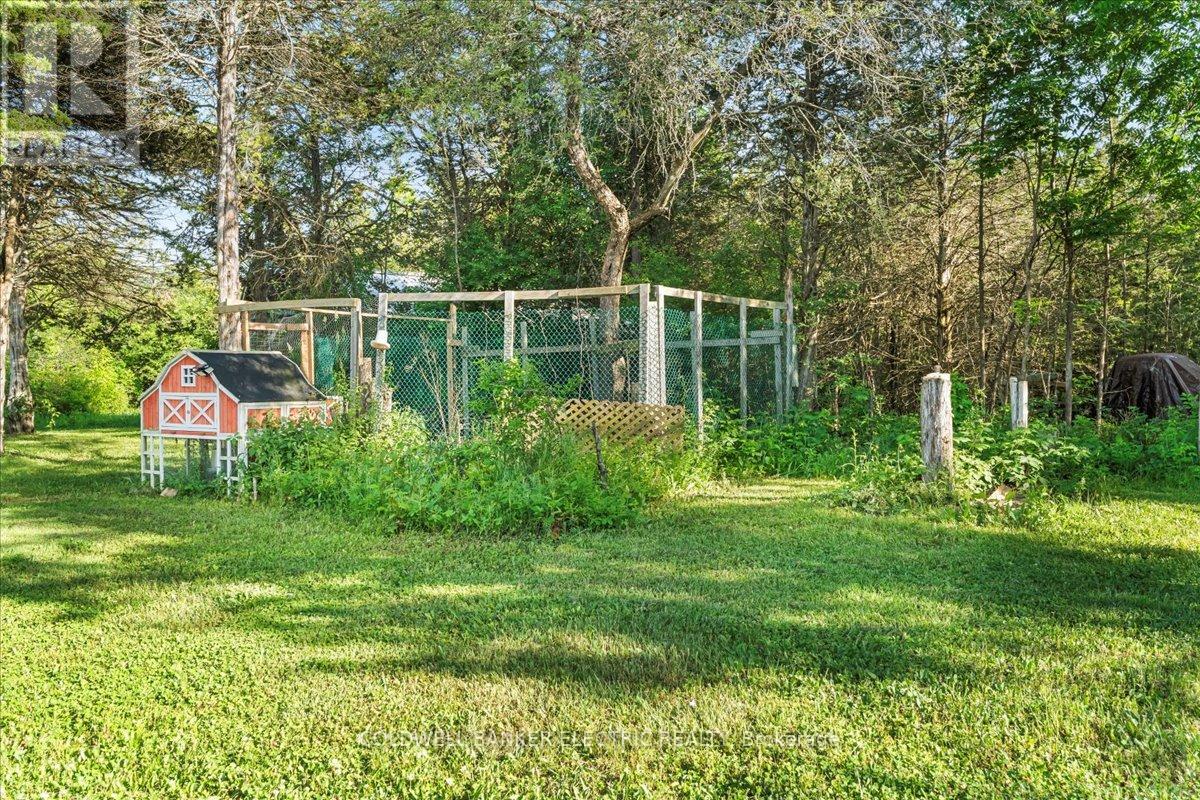 15 Mcintyre Road, Prince Edward County, Ontario  K0K 1A0 - Photo 43 - X12231905