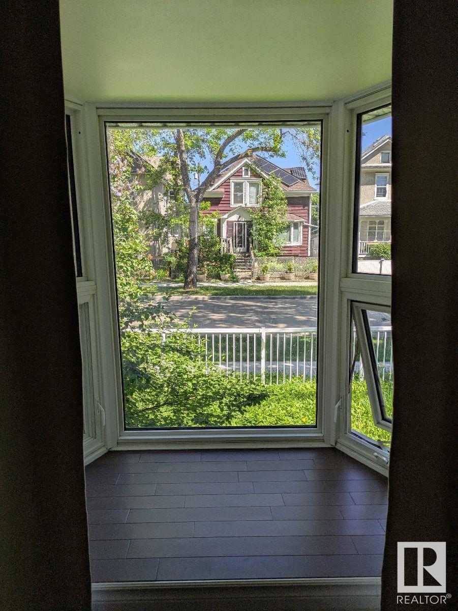 11242 95a St Nw, Edmonton, Alberta  T5G 1N8 - Photo 14 - E4447987