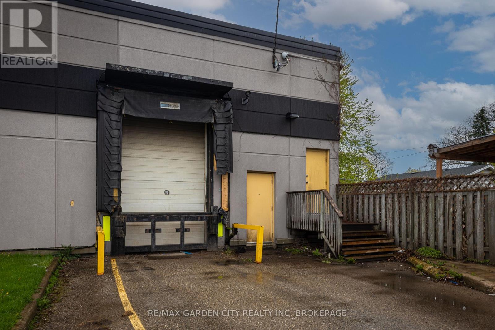 1600 Dundas Street, London East, Ontario  N5W 3C2 - Photo 5 - X12288281