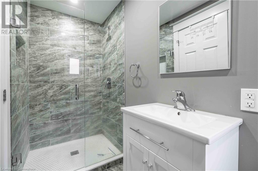 1379 King Street E Unit# 2, Hamilton, Ontario  L8M 1H6 - Photo 10 - 40751861
