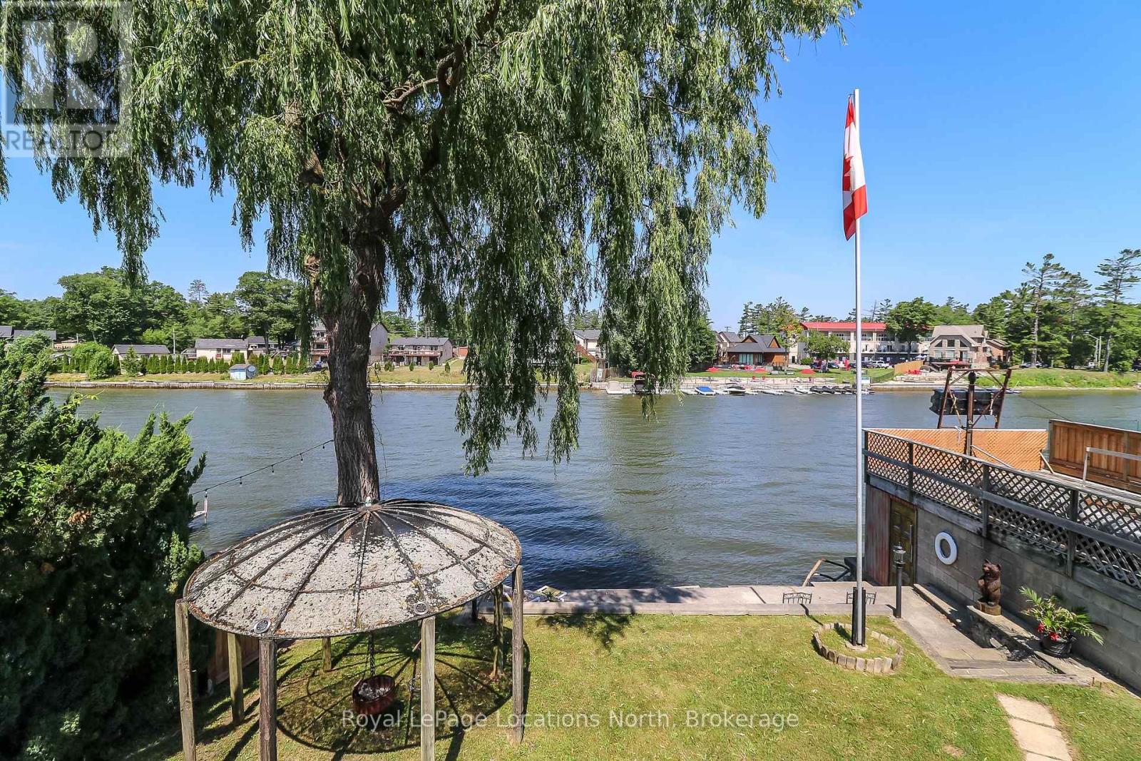 1320 River Road W, Wasaga Beach, Ontario  L9Z 2W6 - Photo 23 - S12288233