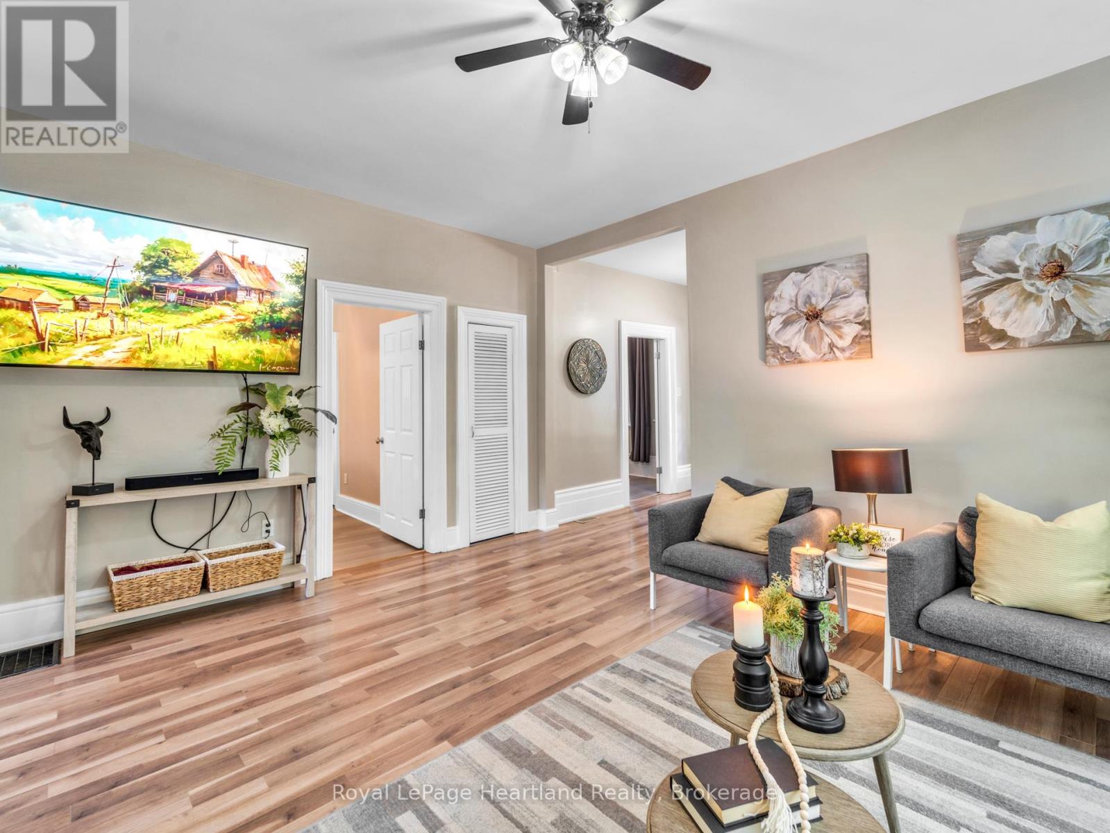 134 Wellington Street, Central Huron, Ontario  N0M 1L0 - Photo 12 - X12288222