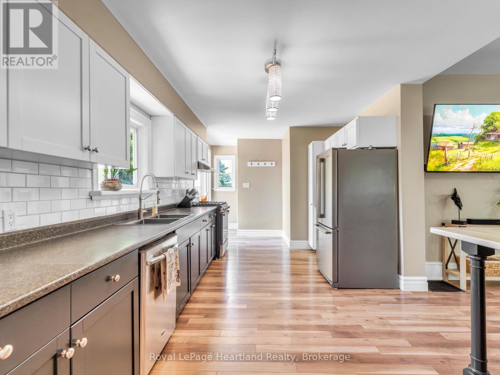 134 Wellington Street, Central Huron, Ontario  N0M 1L0 - Photo 16 - X12288222