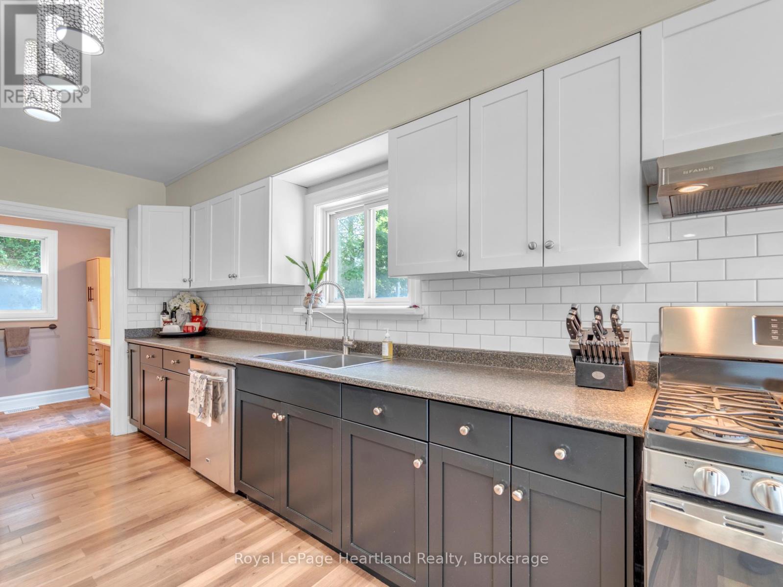 134 Wellington Street, Central Huron, Ontario  N0M 1L0 - Photo 19 - X12288222