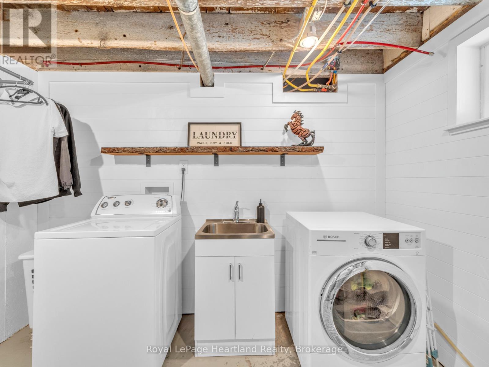 134 Wellington Street, Central Huron, Ontario  N0M 1L0 - Photo 36 - X12288222