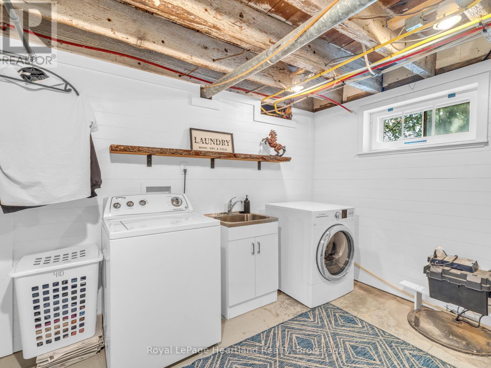 134 Wellington Street, Central Huron, Ontario  N0M 1L0 - Photo 37 - X12288222